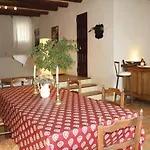 2 Bedroom Beautiful In